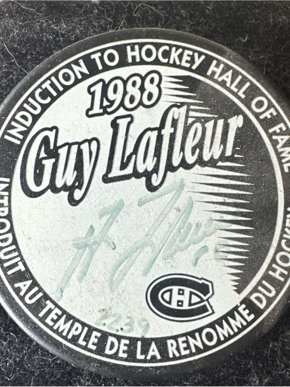 Guy Lafleur 1988 Hockey Hall of Fame Commemorative Puck - Autographed With Case